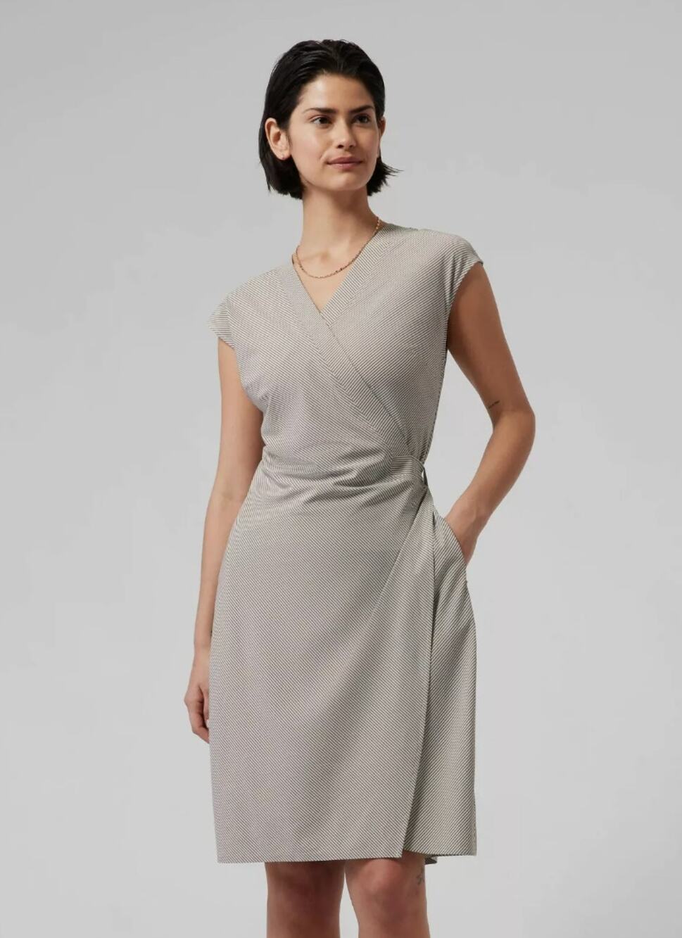 Athleta Newport Wrap Dress in City Stripe Gray Size XS